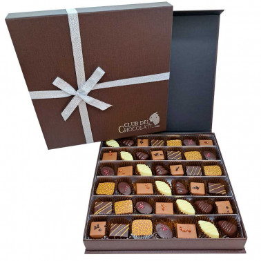 Personaliza tu cesta de regalo de chocolate de 12 piezas de chocolates  gourmet, galletas y crujientes. Perfecto para empresas, clientes,  empleados
